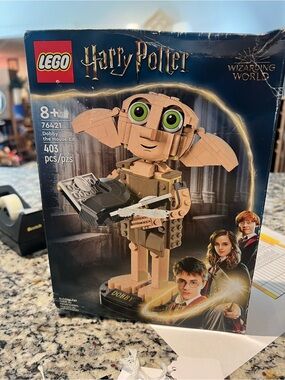 NIB LEGO Harry Potter Dobby the House-Elf Set - Tan and Green